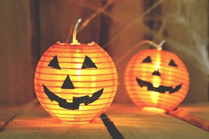 10 razloga zašto se morate napiti za maškare