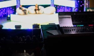 Recycled clues in game show premiere